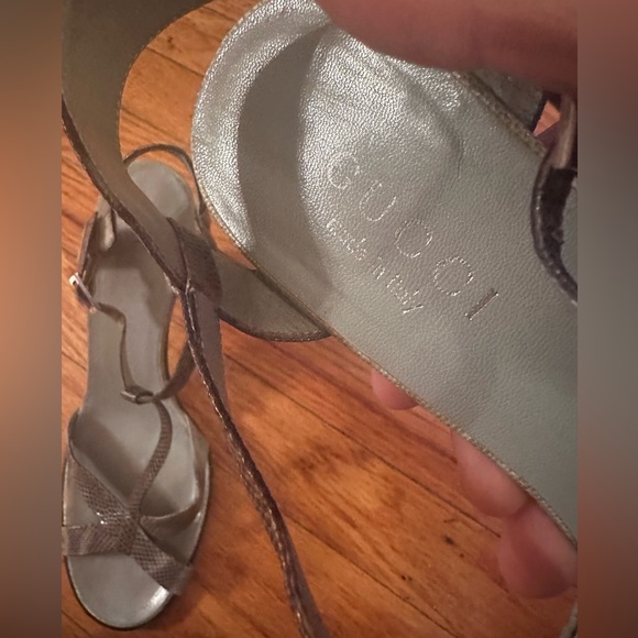 ICONIC GUCCI T STRAP HEELS SANDALS SIZE 8 - Picture 10 of 16